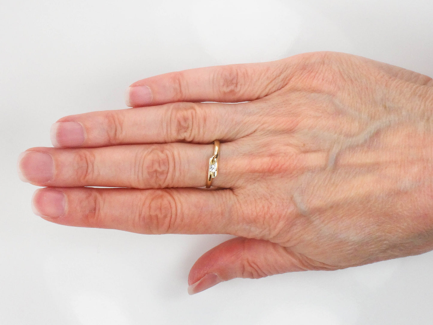 Vintage Thin 14k Yellow Gold Natural Diamond Ring, Everyday Stacking Ring, Size 5.75