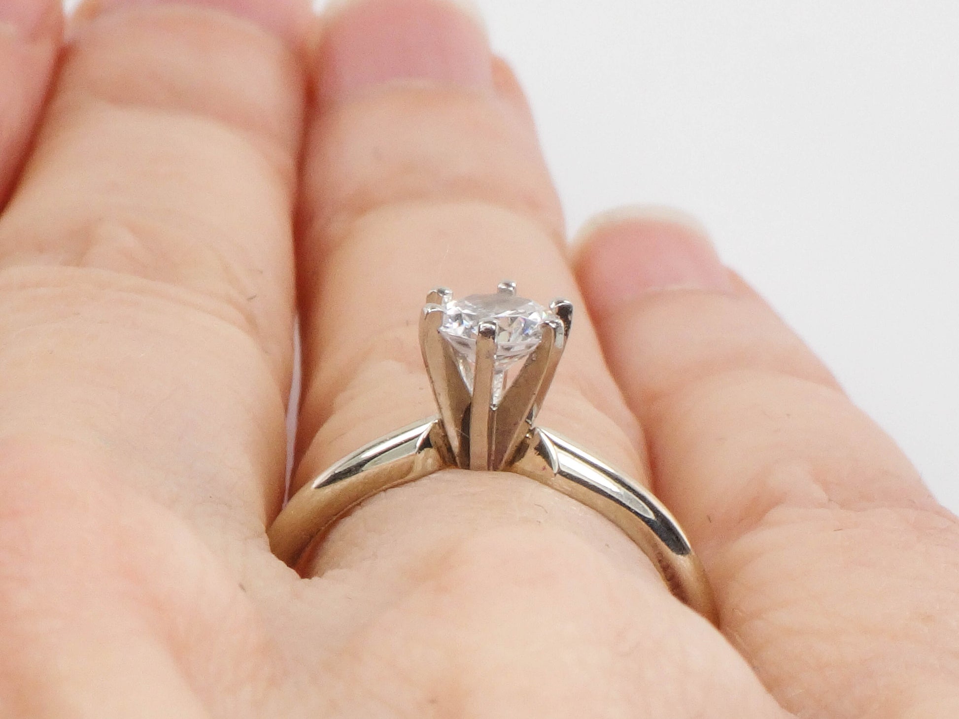 Vintage 14k White Gold Engagement Ring with Round Cubic Zirconia Center, Solitaire Ring, Size 6