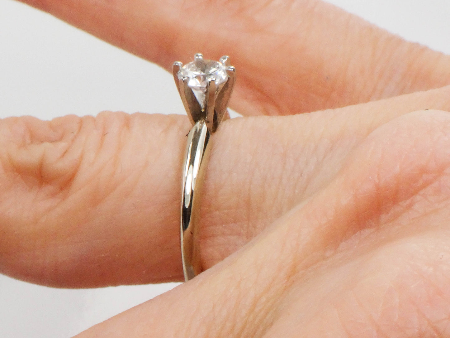 Vintage 14k White Gold Engagement Ring with Round Cubic Zirconia Center, Solitaire Ring, Size 6