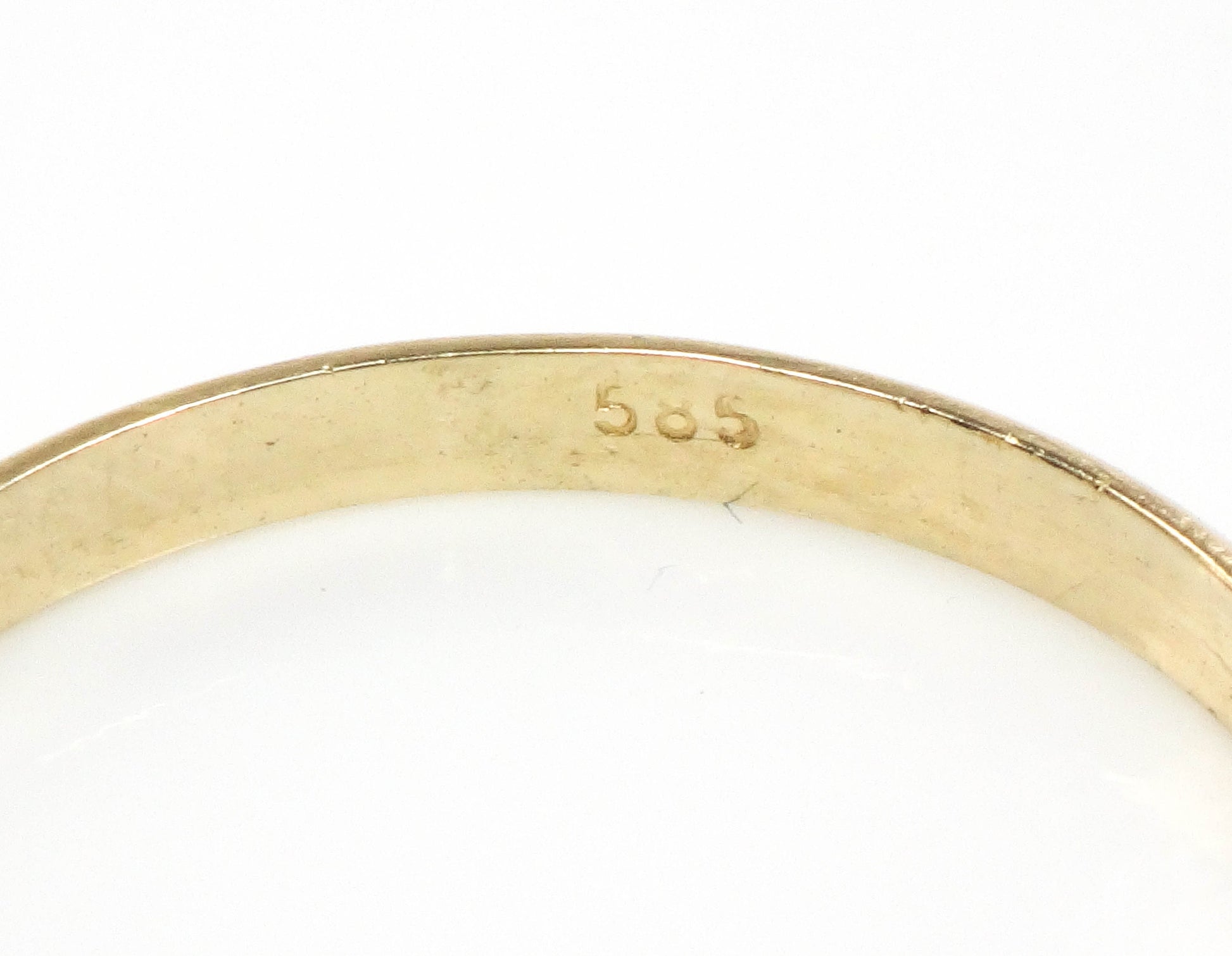 Vintage Thin 14k Yellow Solid Gold Wedding Band 2.4 MM Stacking Ring - Size 10.75