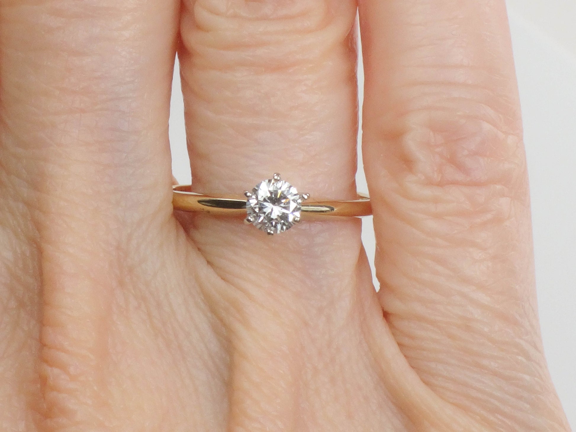 Vintage 14k Yellow Gold Round Natural Diamond Solitaire Engagement Ring, .35 Carats Size 7.5