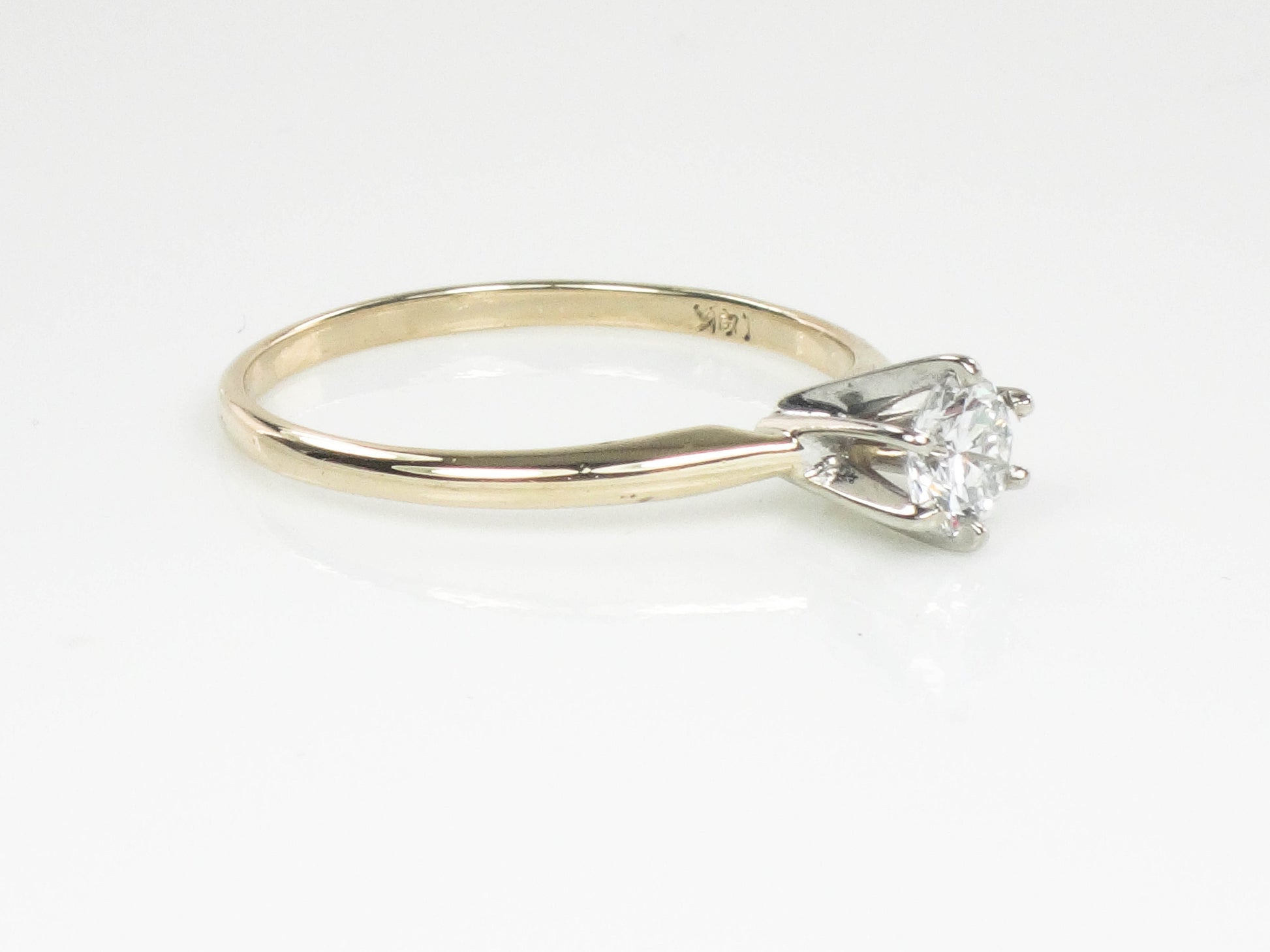 Vintage 14k Yellow Gold Round Natural Diamond Solitaire Engagement Ring, .35 Carats Size 7.5