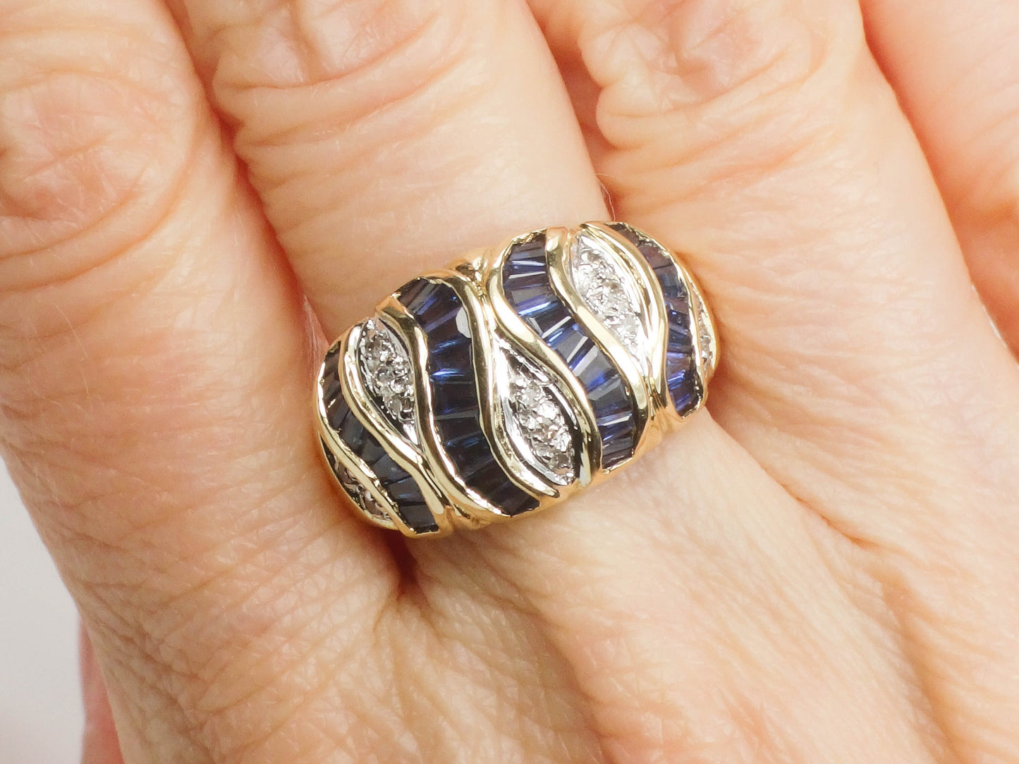 Vintage 14k Yellow Gold Natural Blue Sapphire & Diamond Ring September Birthstone Ribbon Style Ring Size 6.5