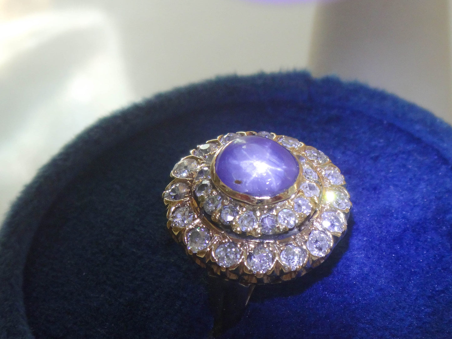 Vintage 14k Yellow Gold Natural Blue Star Sapphire and Diamond Halo Ring Size 7