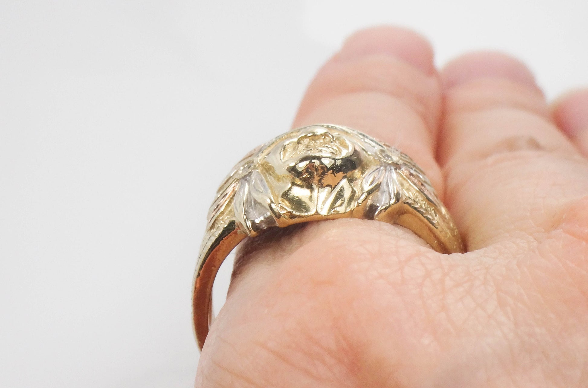 Vintage 14k Gold Indian Chief Ring: Diamond & Ruby Headdress, Size 10, Tri-Color