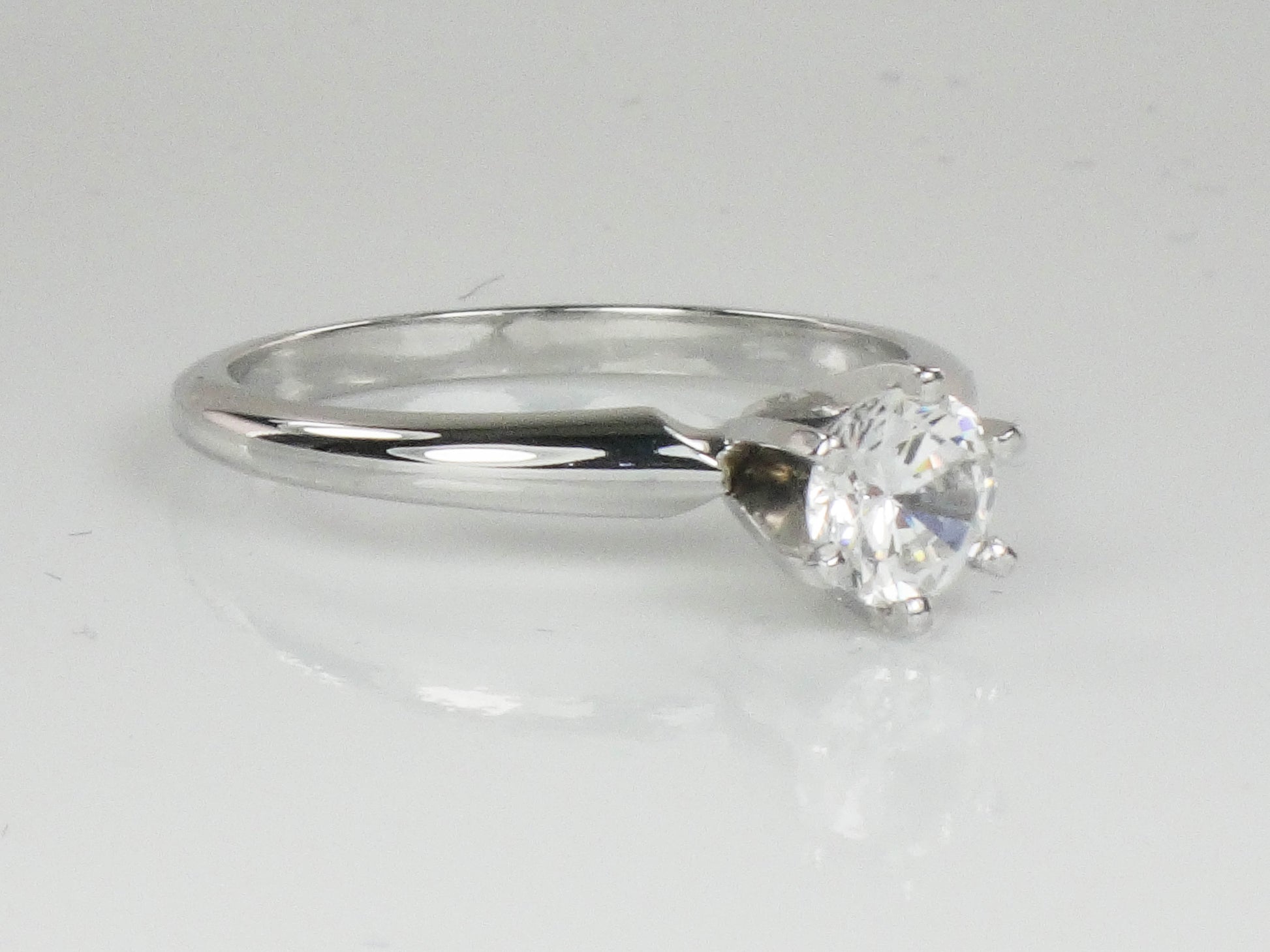 Vintage 14k White Gold Engagement Ring with Round Cubic Zirconia Center, Solitaire Ring, Size 6