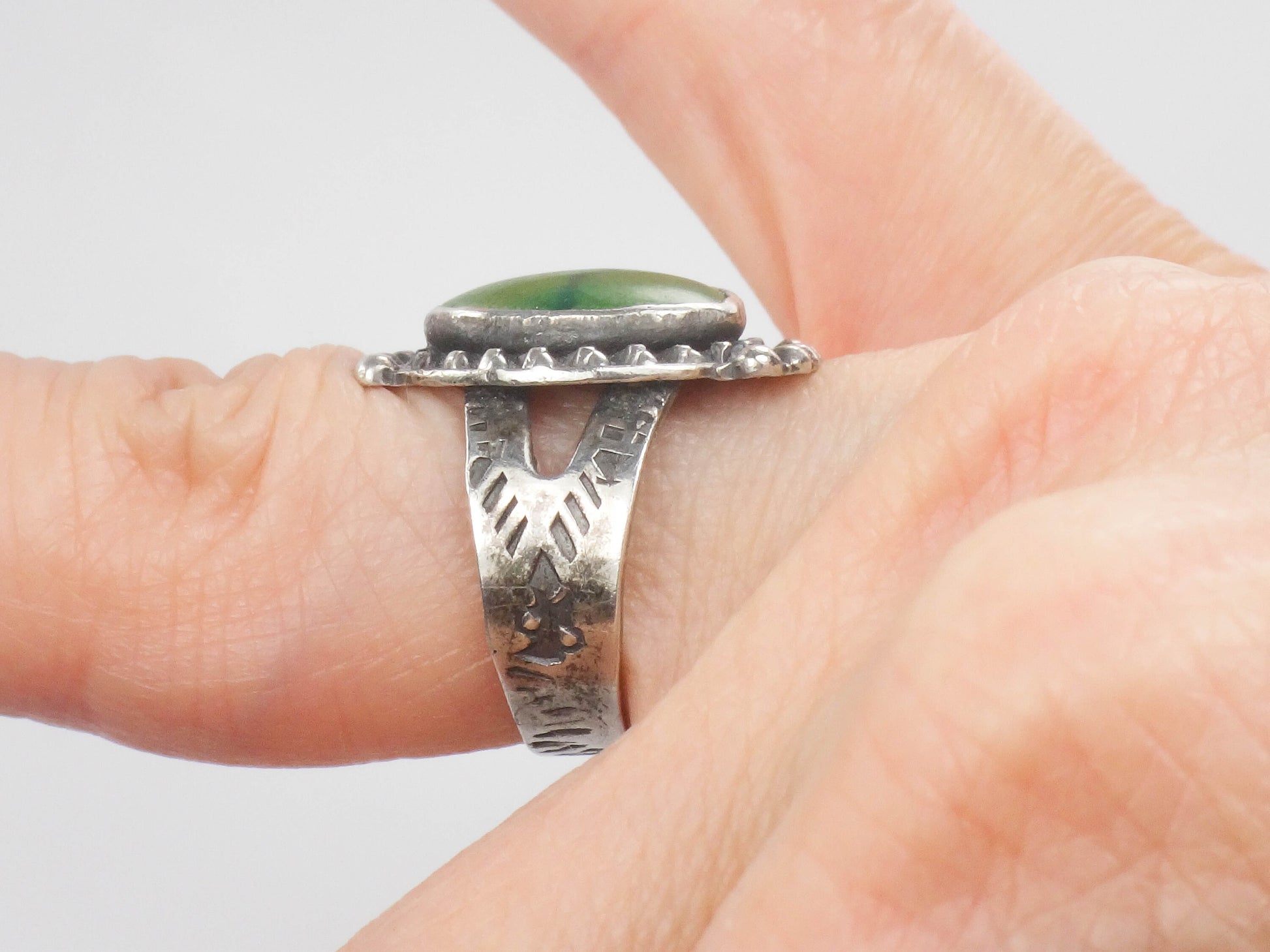 Vintage Green Turquoise Sterling Silver Ring - Native American Style, Size 6.5