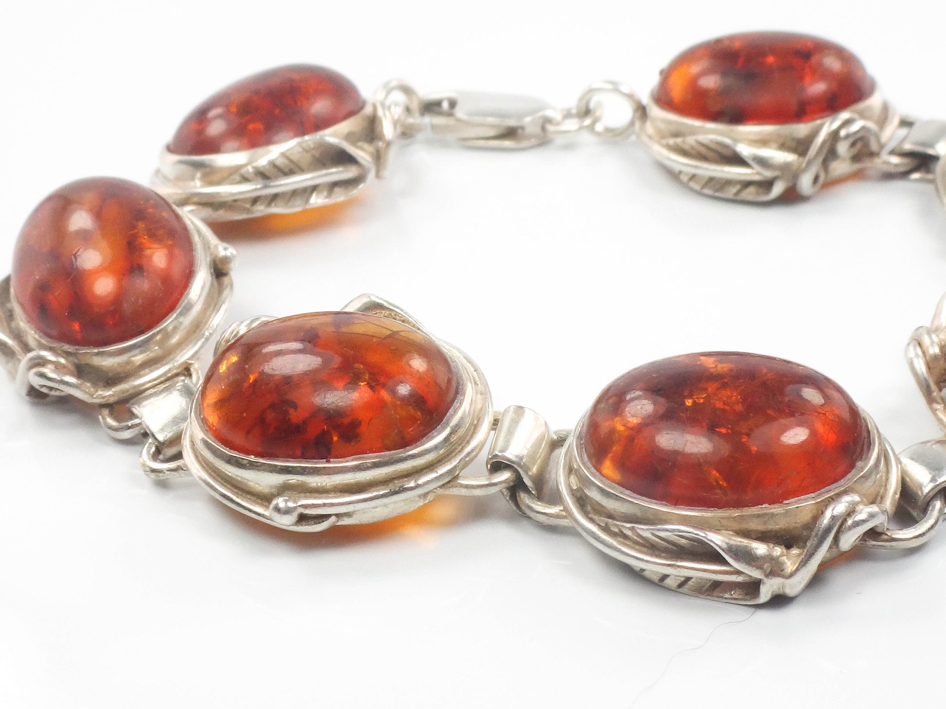 Vintage Sterling Silver Bezel Set Amber Bracelet with Leaf Details 7 3/4"