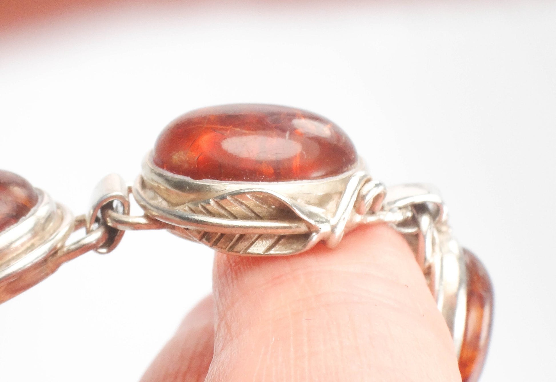 Vintage Sterling Silver Bezel Set Amber Bracelet with Leaf Details 7 3/4"