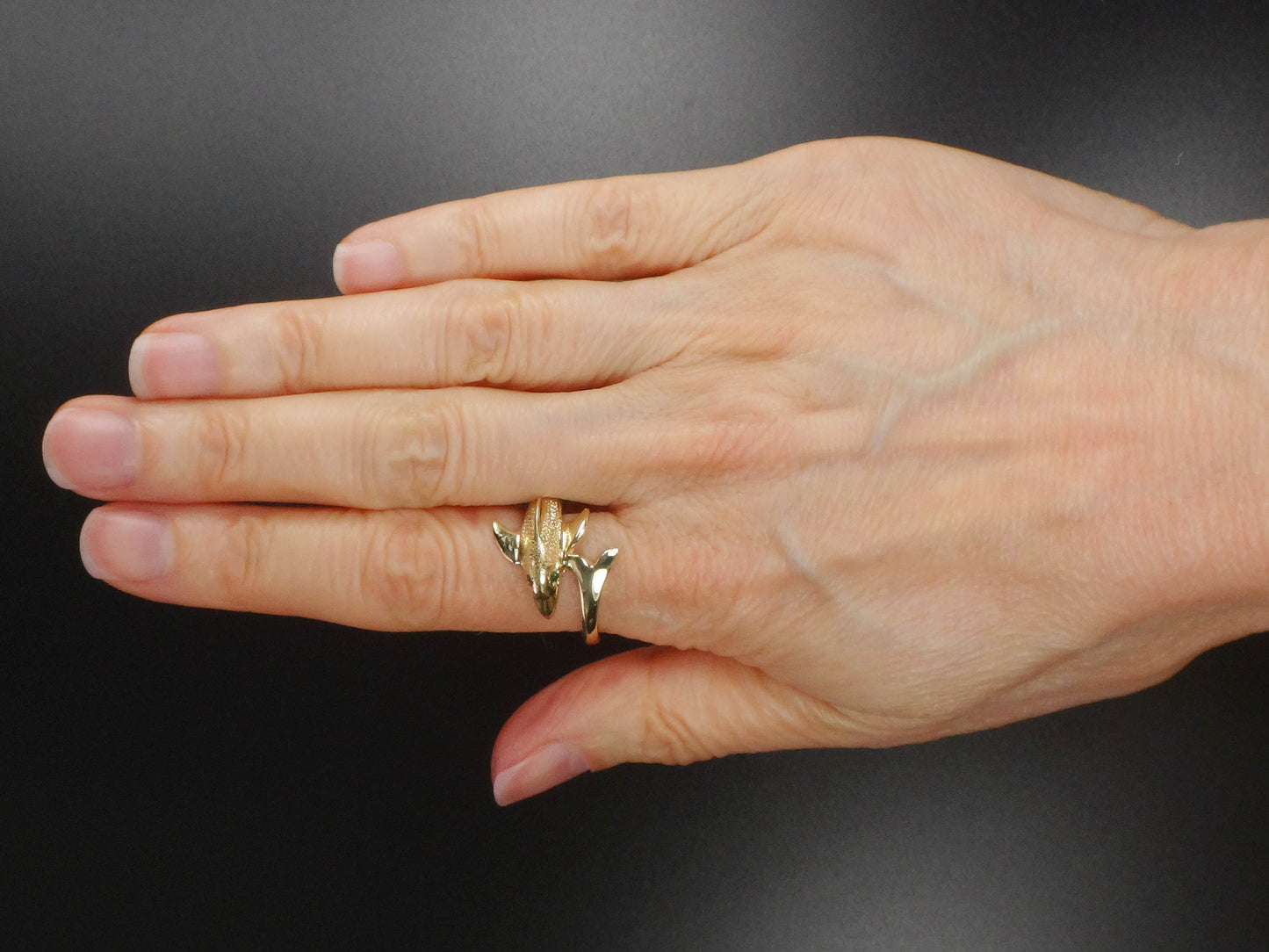 Vintage 14k Yellow Gold Dolphin Ring: Emerald Eyes, Nautical Jewelry, Size 8.5