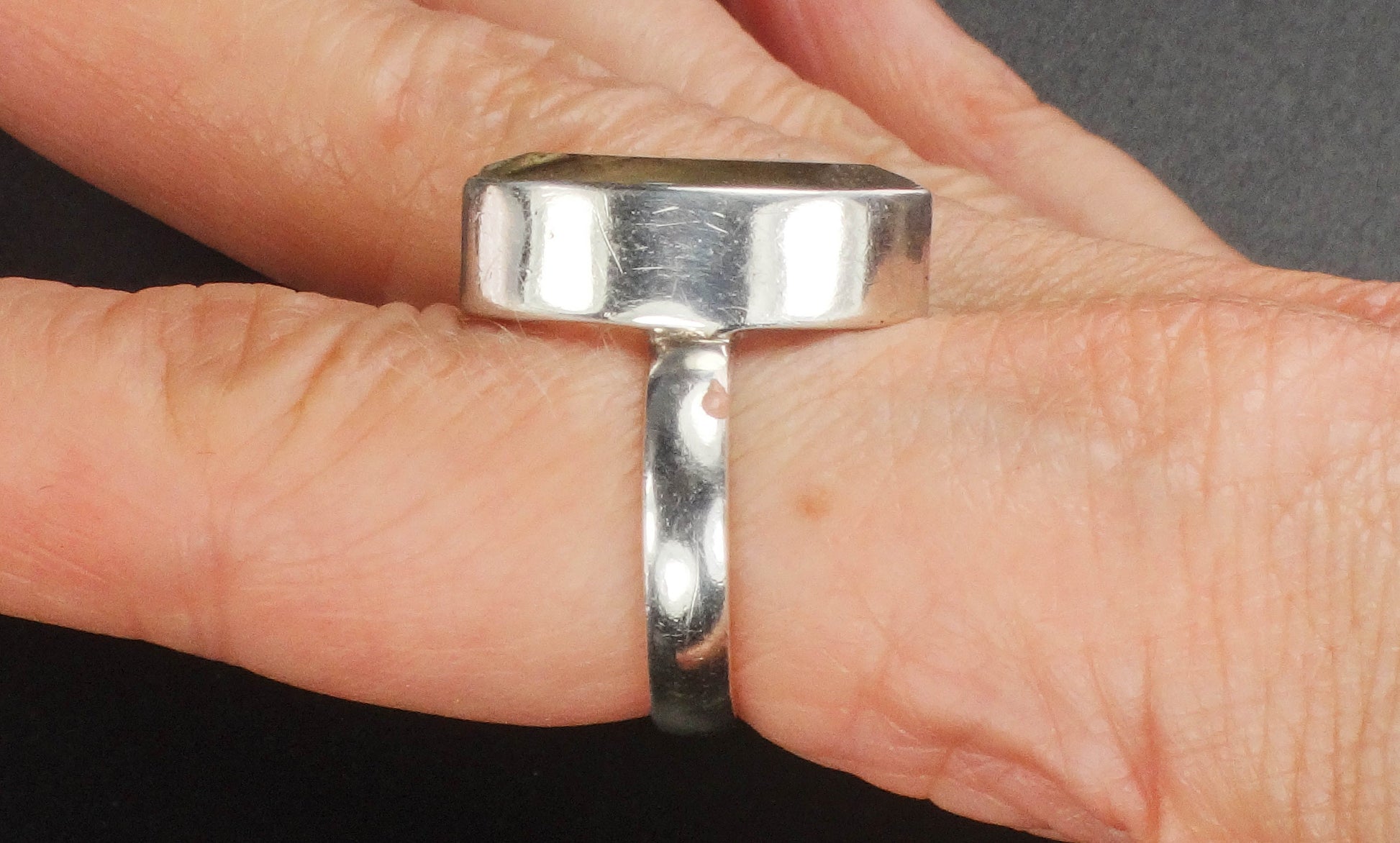 Vintage Sterling Silver Marquise Cut Green Stone Ring 6.5