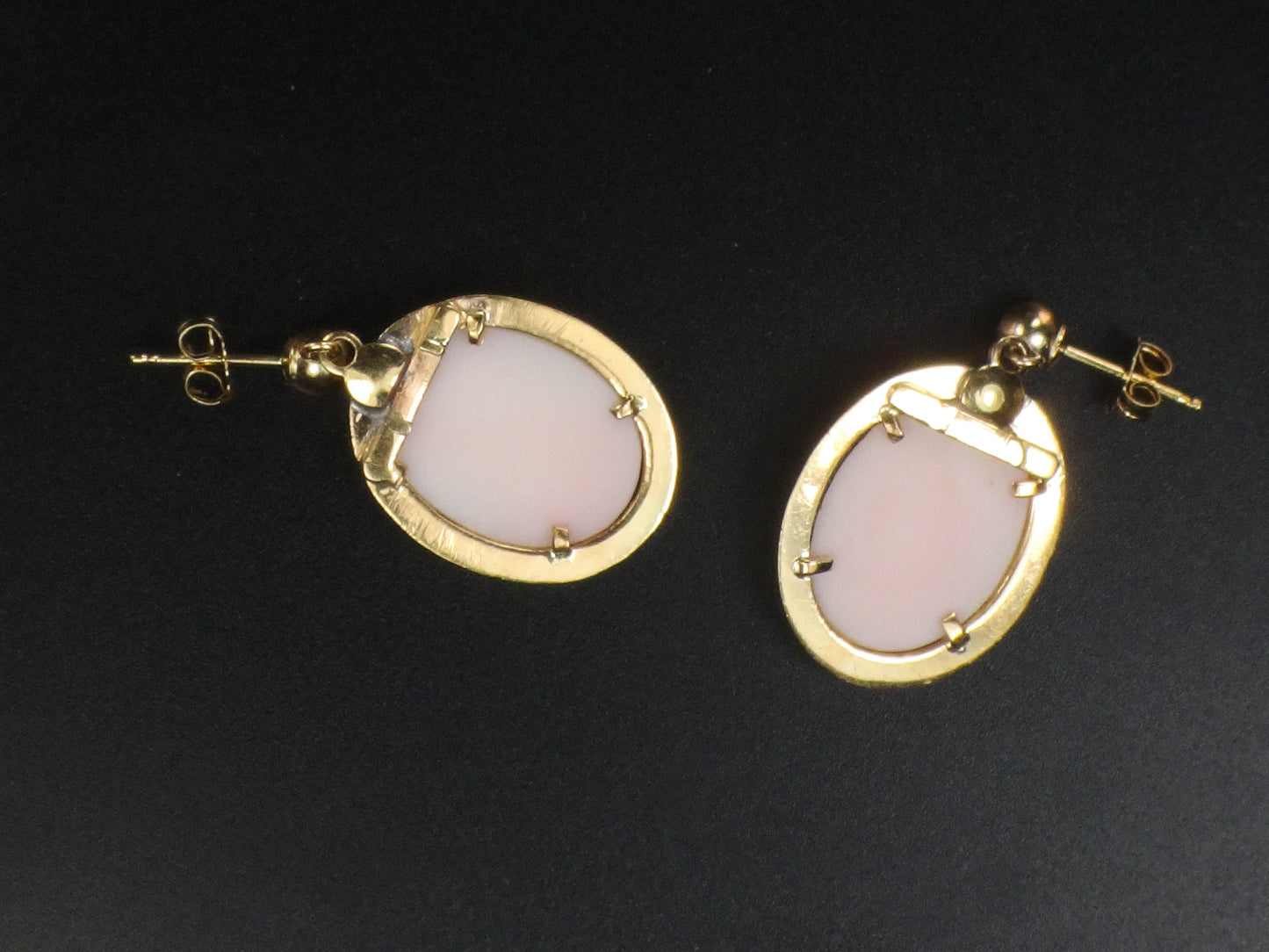 Vintage 14k Yellow Gold Shell Cameo Dangle Earrings with Post Backs