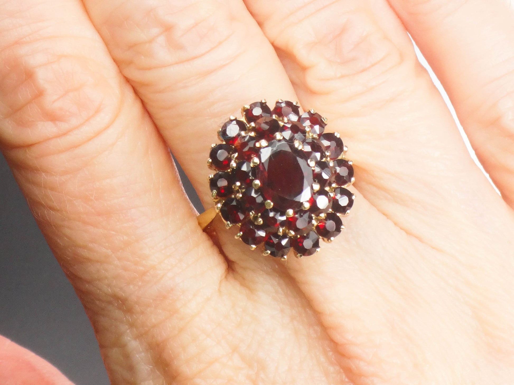 Vintage 14k Yellow Gold Bohemian Garnet Cluster Ring January Birthstone Size 7.25
