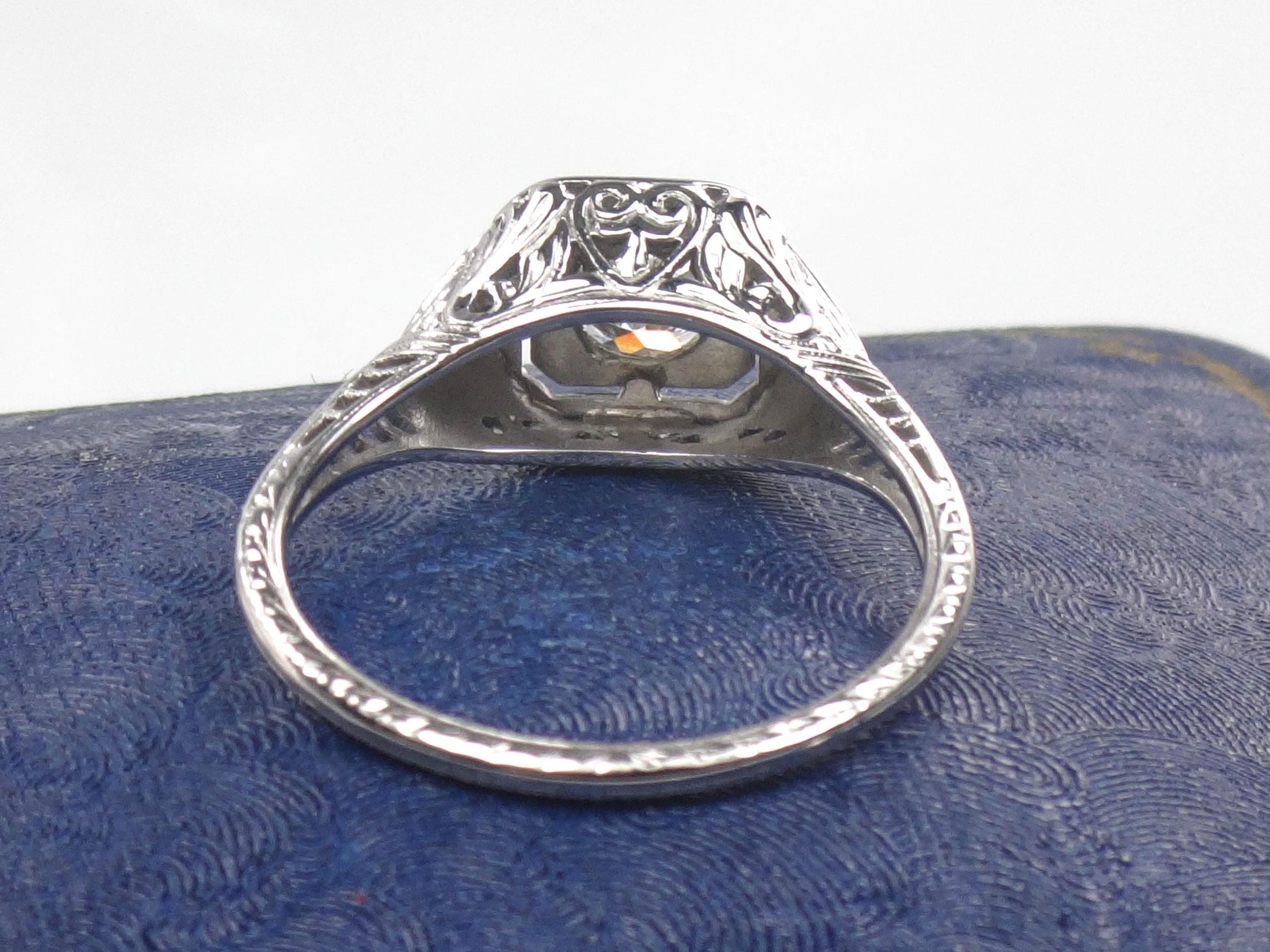 Vintage Art Deco 18k White Gold Transitional Old Mine Cut Natural Diamond Filigree Engagement Ring Size 6