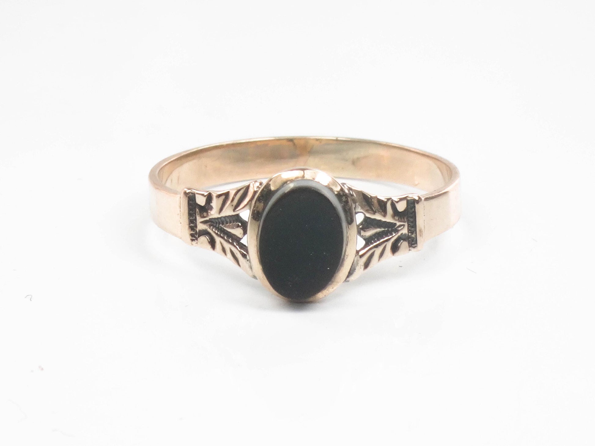 Victorian 10k Yellow Gold Black Onyx Ring, Small Mourning Ring Circa 1890's Size 5.25