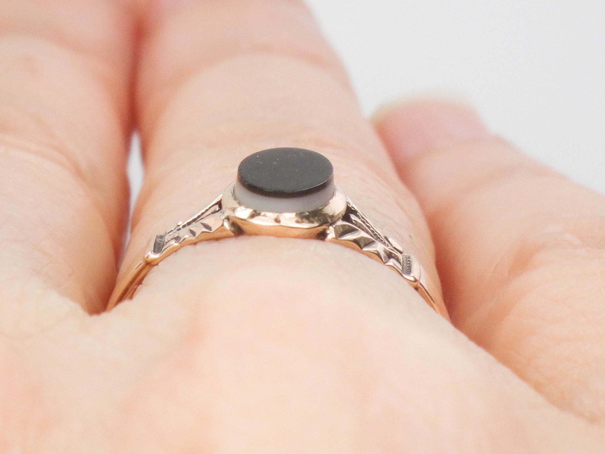 Victorian 10k Yellow Gold Black Onyx Ring, Small Mourning Ring Circa 1890's Size 5.25
