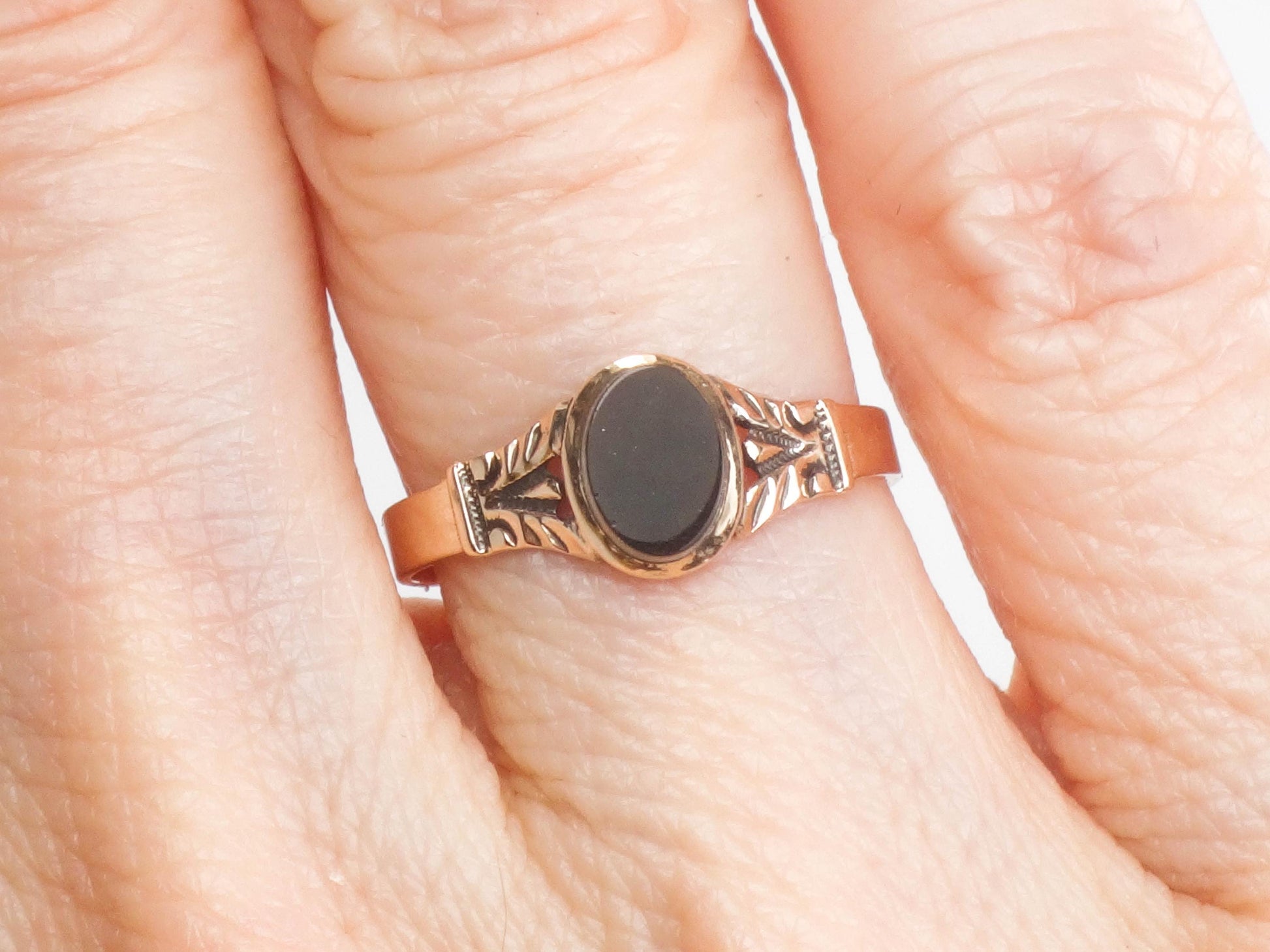 Victorian 10k Yellow Gold Black Onyx Ring, Small Mourning Ring Circa 1890's Size 5.25