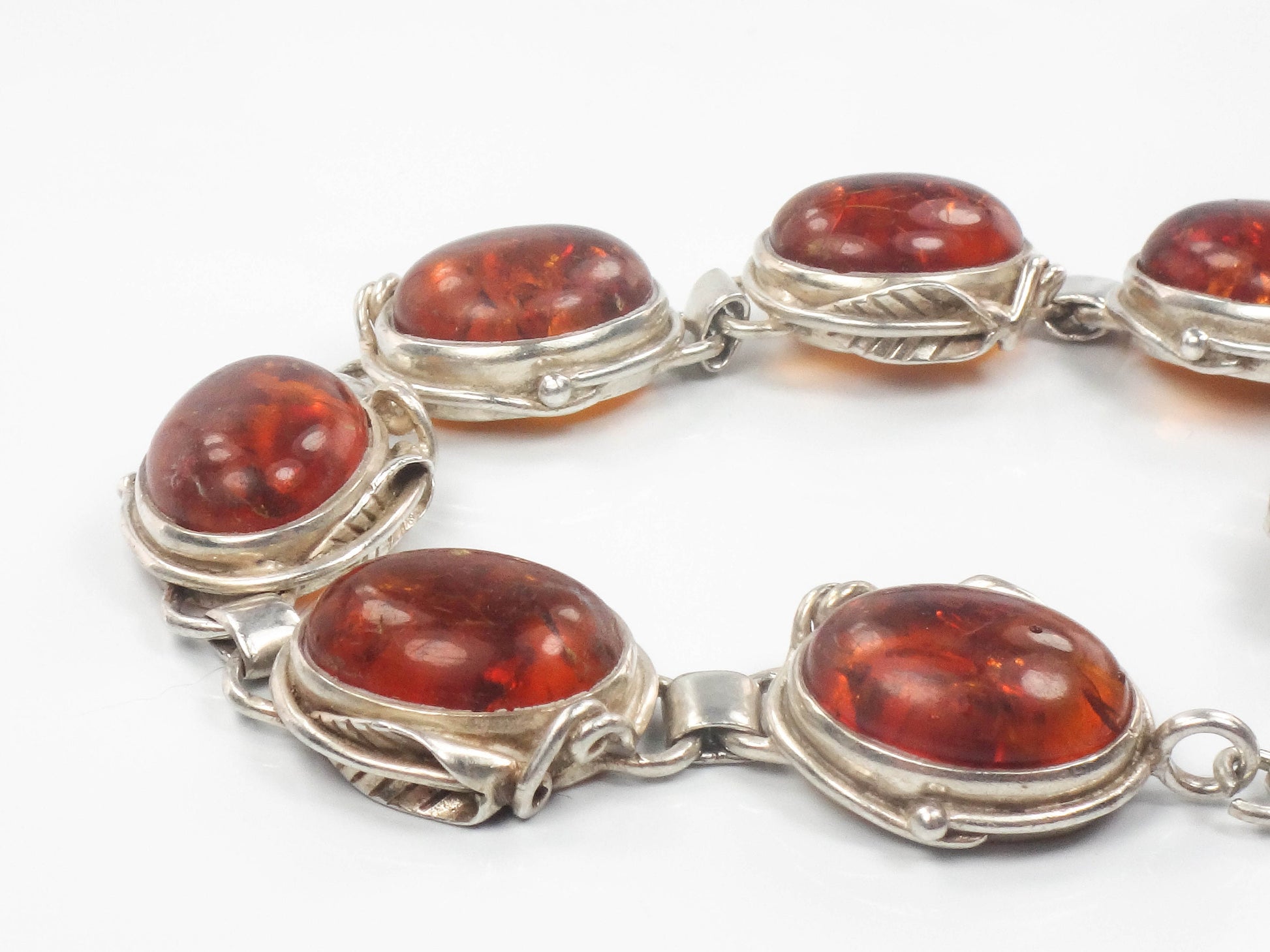 Vintage Sterling Silver Bezel Set Amber Bracelet with Leaf Details 7 3/4"