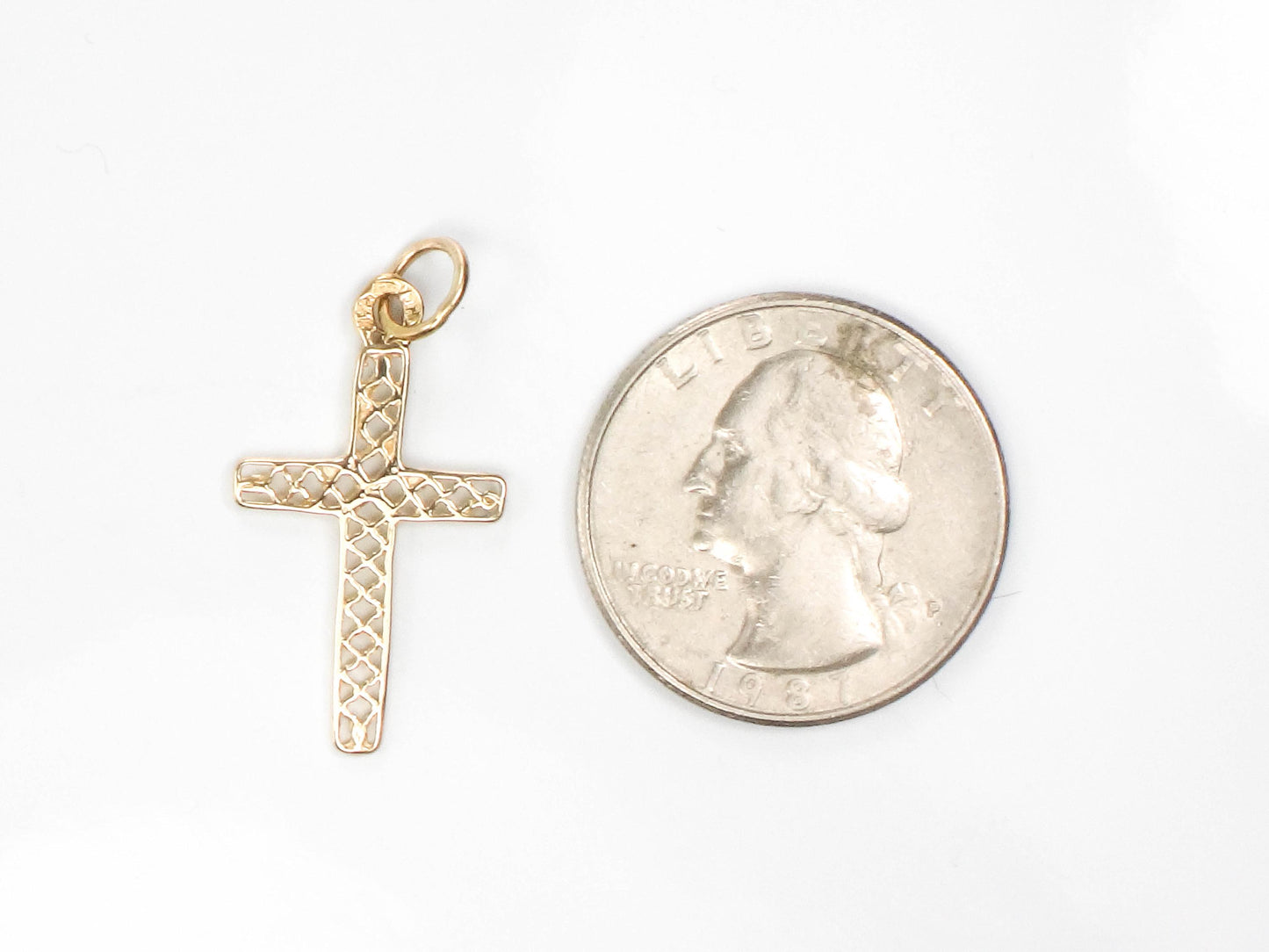 Solid 14k Yellow Gold Cross Pendant - Vintage Filigree Openwork Christian Religious Jewelry