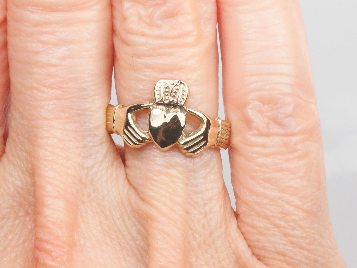 14k Yellow Gold Claddagh Ring - Irish Wedding Band Size 6.75 - Fine Vintage Jewelry