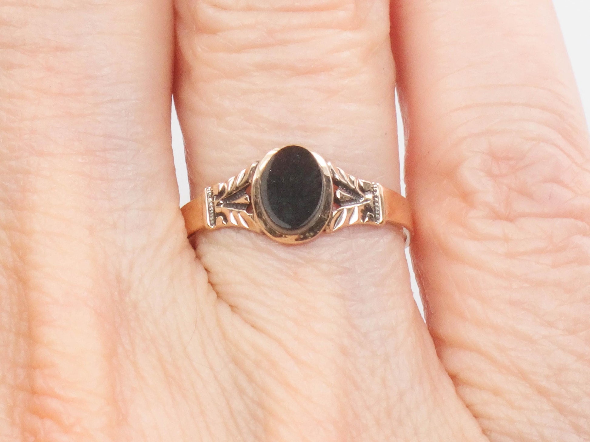 Victorian 10k Yellow Gold Black Onyx Ring, Small Mourning Ring Circa 1890's Size 5.25