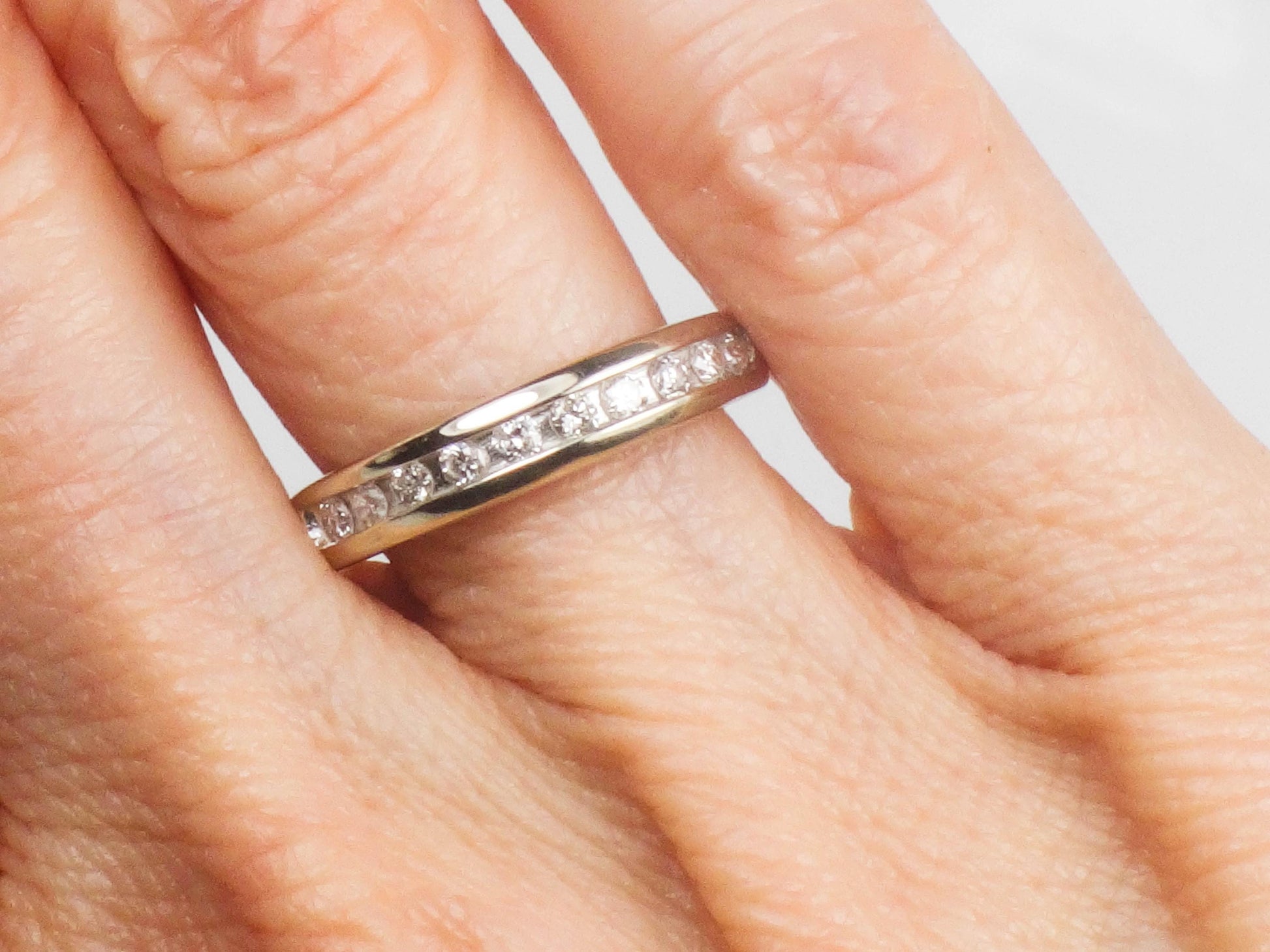 Vintage 14k White Gold Diamond Wedding Band - Channel Set Ring, Size 7