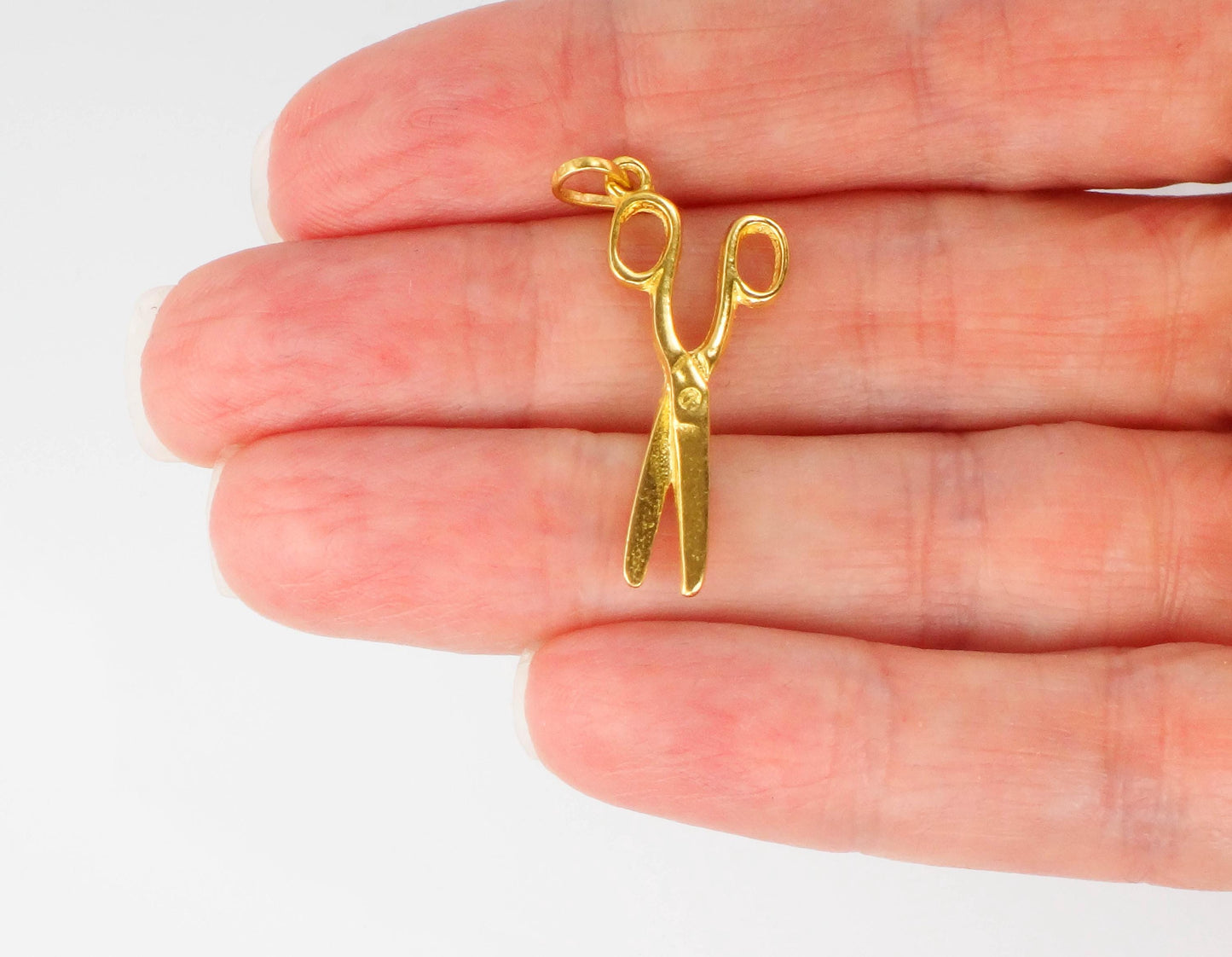 Vintage Solid 21k Gold Scissors Pendant Charm