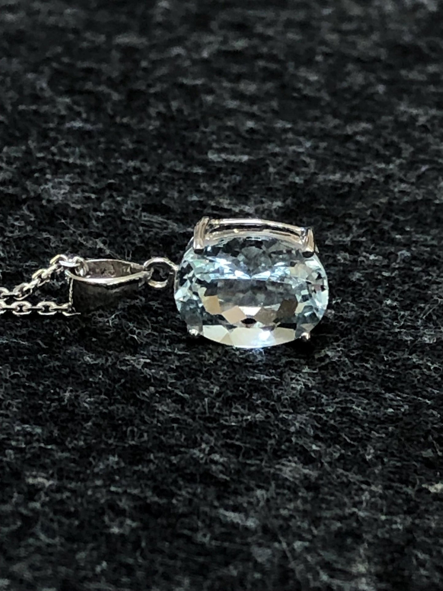 Vintage 14k White Gold Pale Blue Aquamarine Drop Necklace Oval Pendant March Birthstone