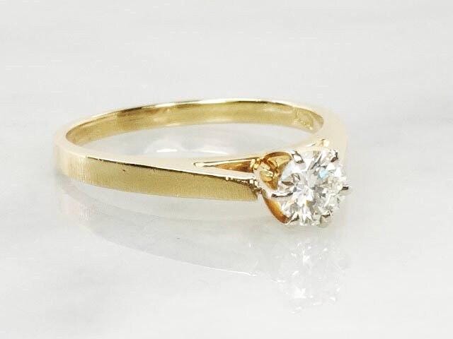 Vintage 14k Yellow Gold Round Solitaire Natural Diamond Engagement Ring Approx .35 Carat Diamond Size 6.75