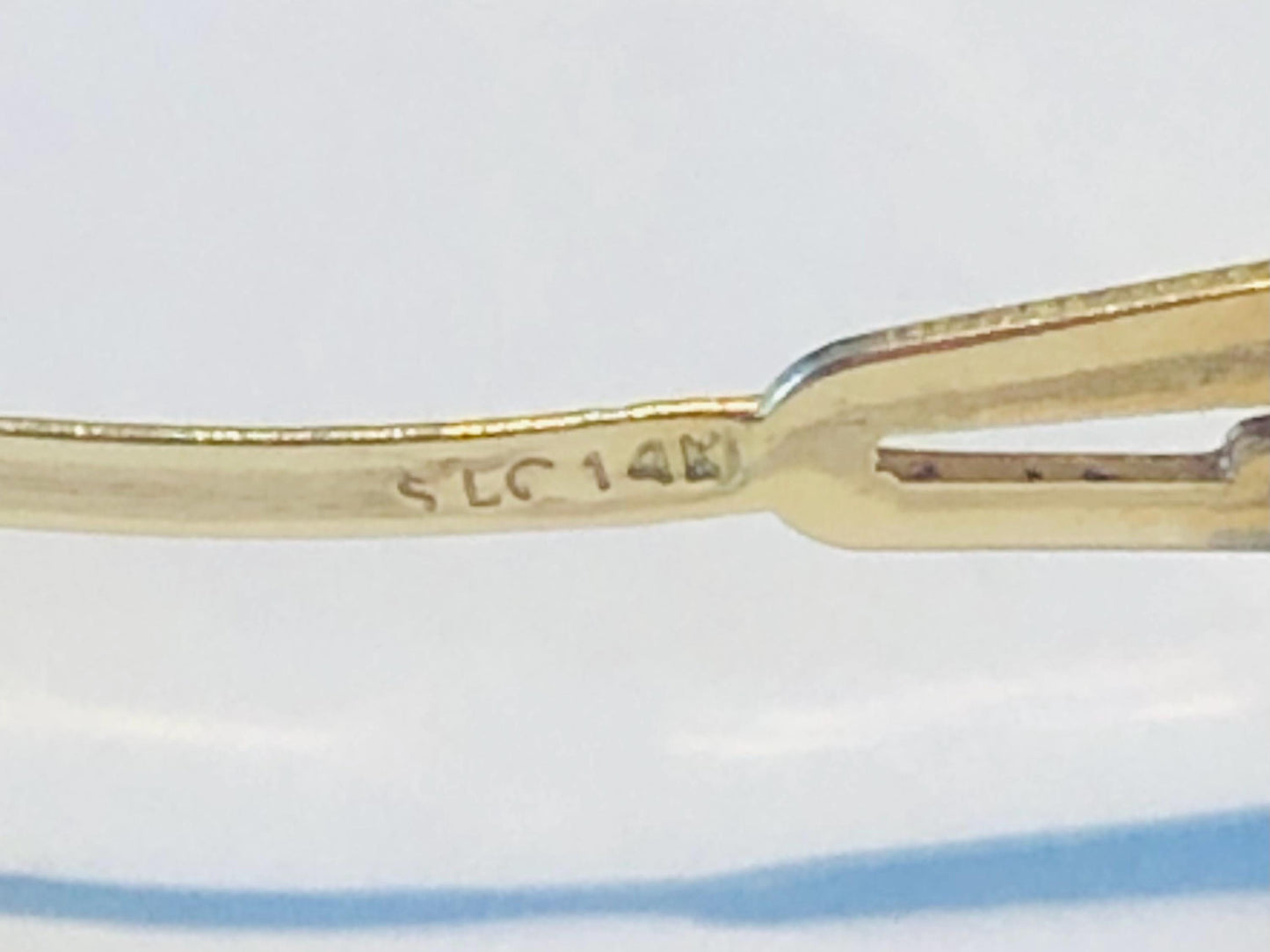 Vintage 14k Yellow Gold Greek Key Design Hinged Bangle Bracelet, Size 6 7/8"
