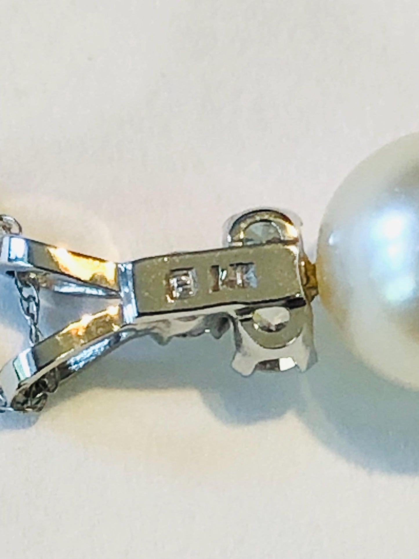 Vintage 14k Gold Pearl and Diamond Necklace, 8.1 mm White Cultured Pearl Pendant, Bridal Necklace, 18"