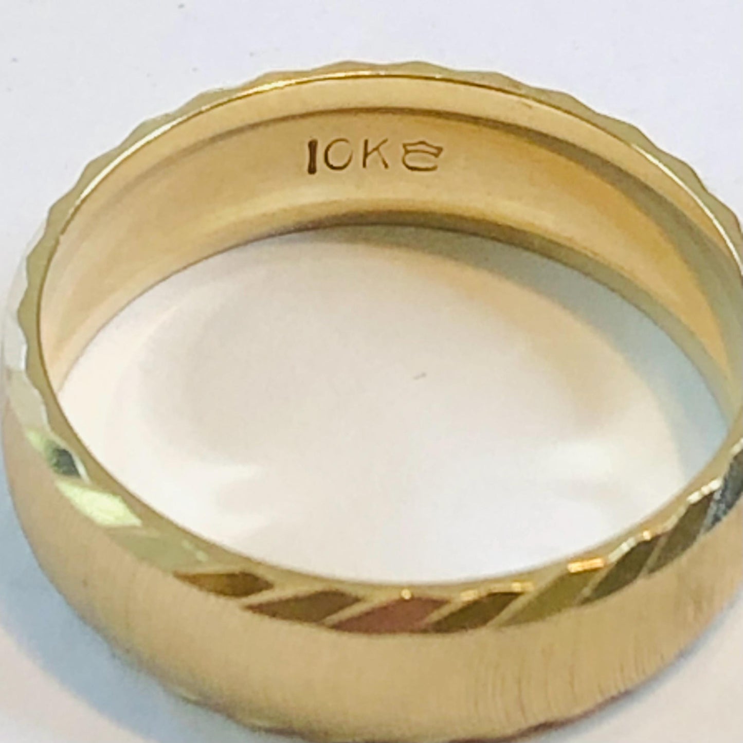 Vintage 10k Yellow Gold Wedding Band - 6 mm, Size 10