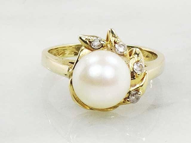 Vintage 14k Yellow Gold Cultured Pearl Diamond Ring Large 8 mm Pearl Ring - Bridal Ring - Size 6.25