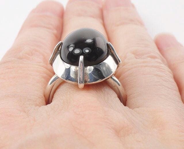 Vintage Metropolitan Museum of Arts Onyx Ring MMA Sterling Silver Bishop's Ring Size 7