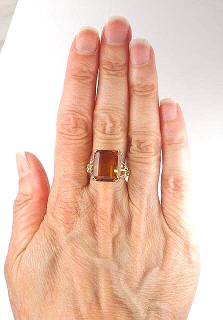 Vintage 10k Gold Citrine Ring: 8 CT Rectangle Cut November Birthstone, Size 6