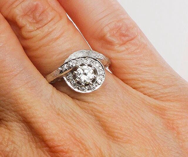 Vintage 14k White Gold Natural Diamond Engagement Ring Mid-Century Modern Round Diamond Swirl Ring Size 5.5