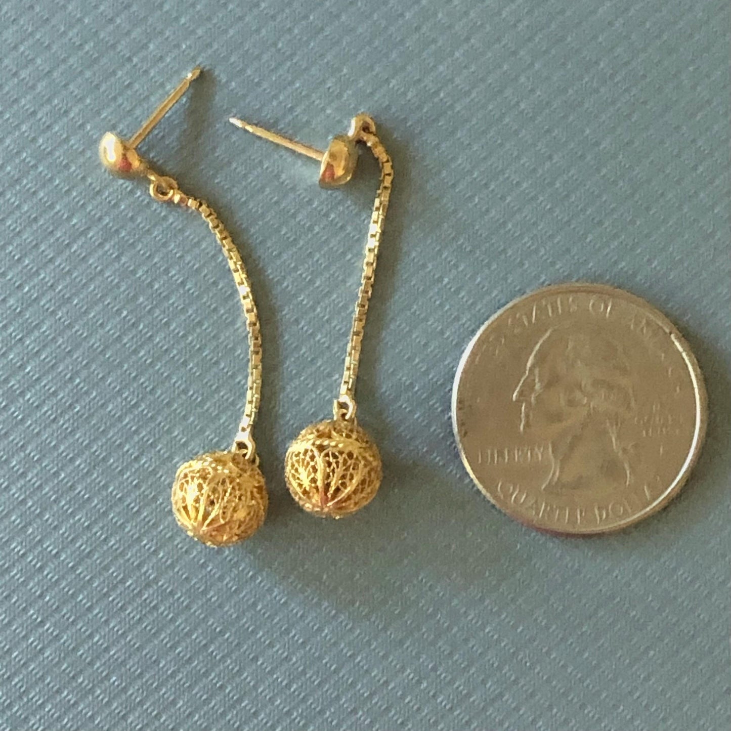 Vintage 18k Yellow Gold Filigree Ball Dangle Earrings 1.25"