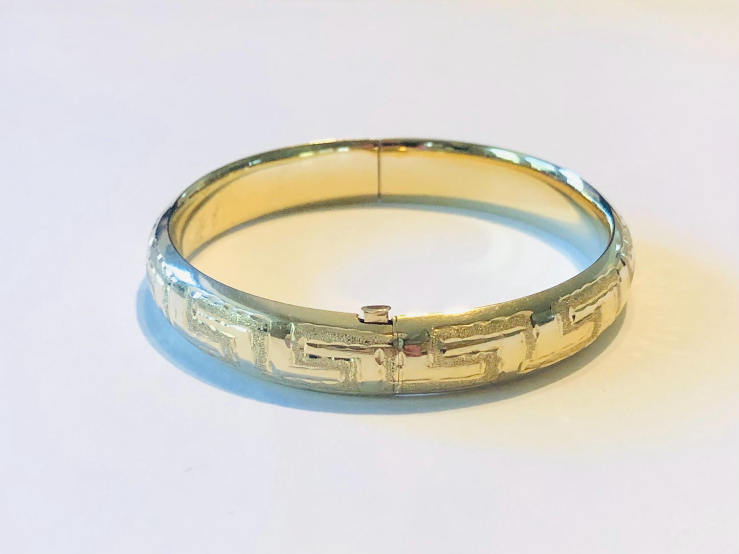 Vintage 14k Yellow Gold Greek Key Design Hinged Bangle Bracelet, Size 6 7/8"