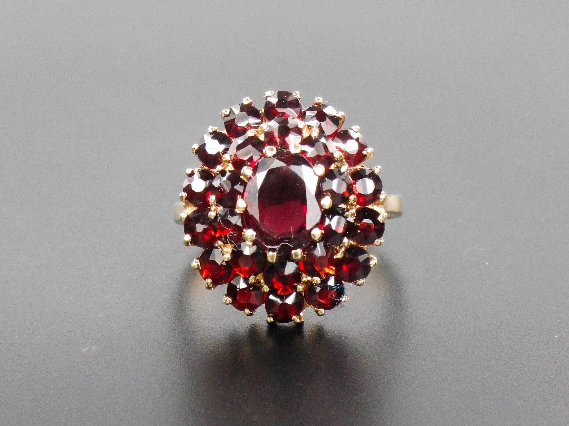 Vintage 14k Yellow Gold Bohemian Garnet Cluster Ring January Birthstone Size 7.25