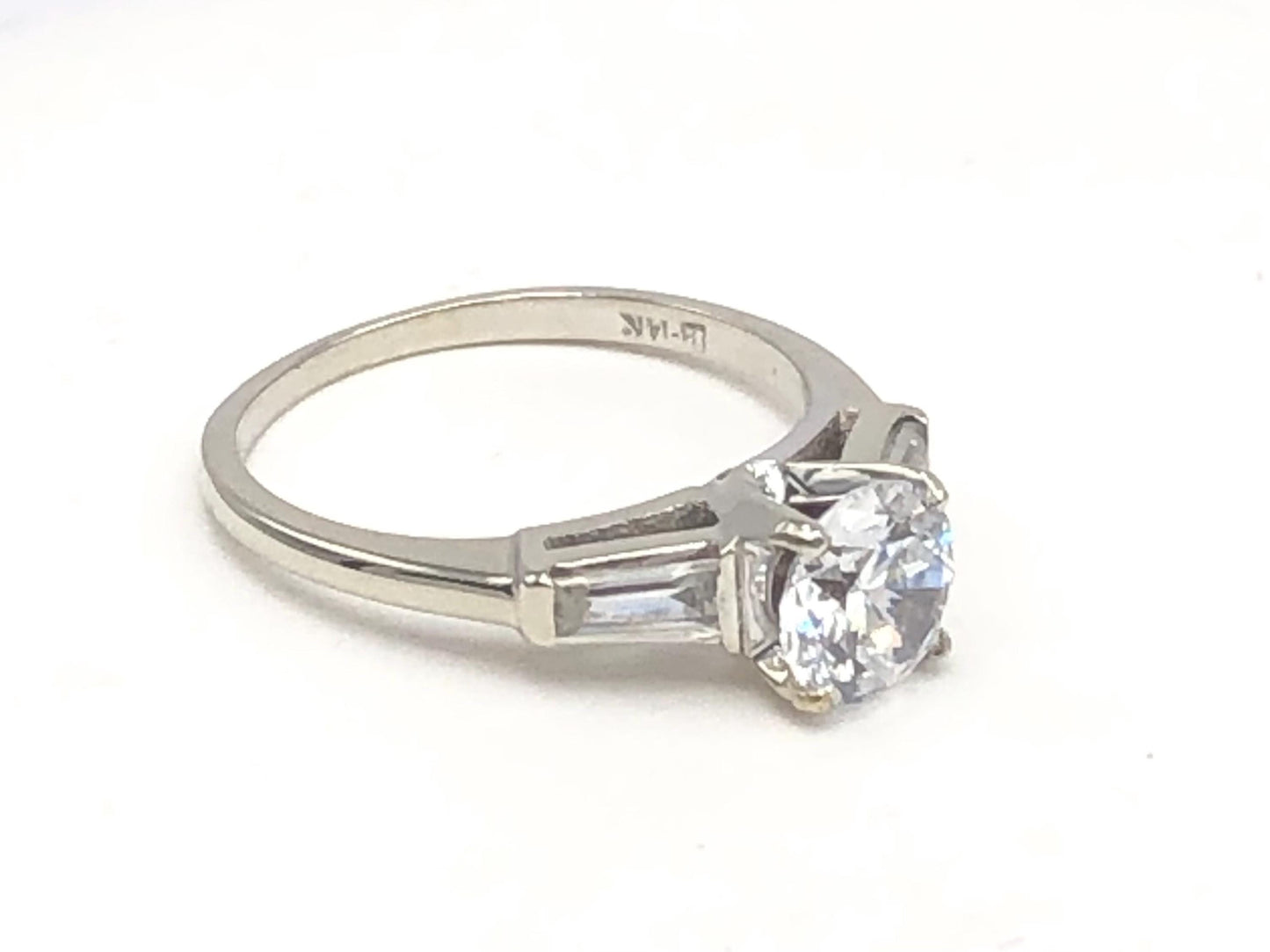 Vintage 14k White Gold Engagement Ring: Round CZ & Sapphire Baguettes, Size 7