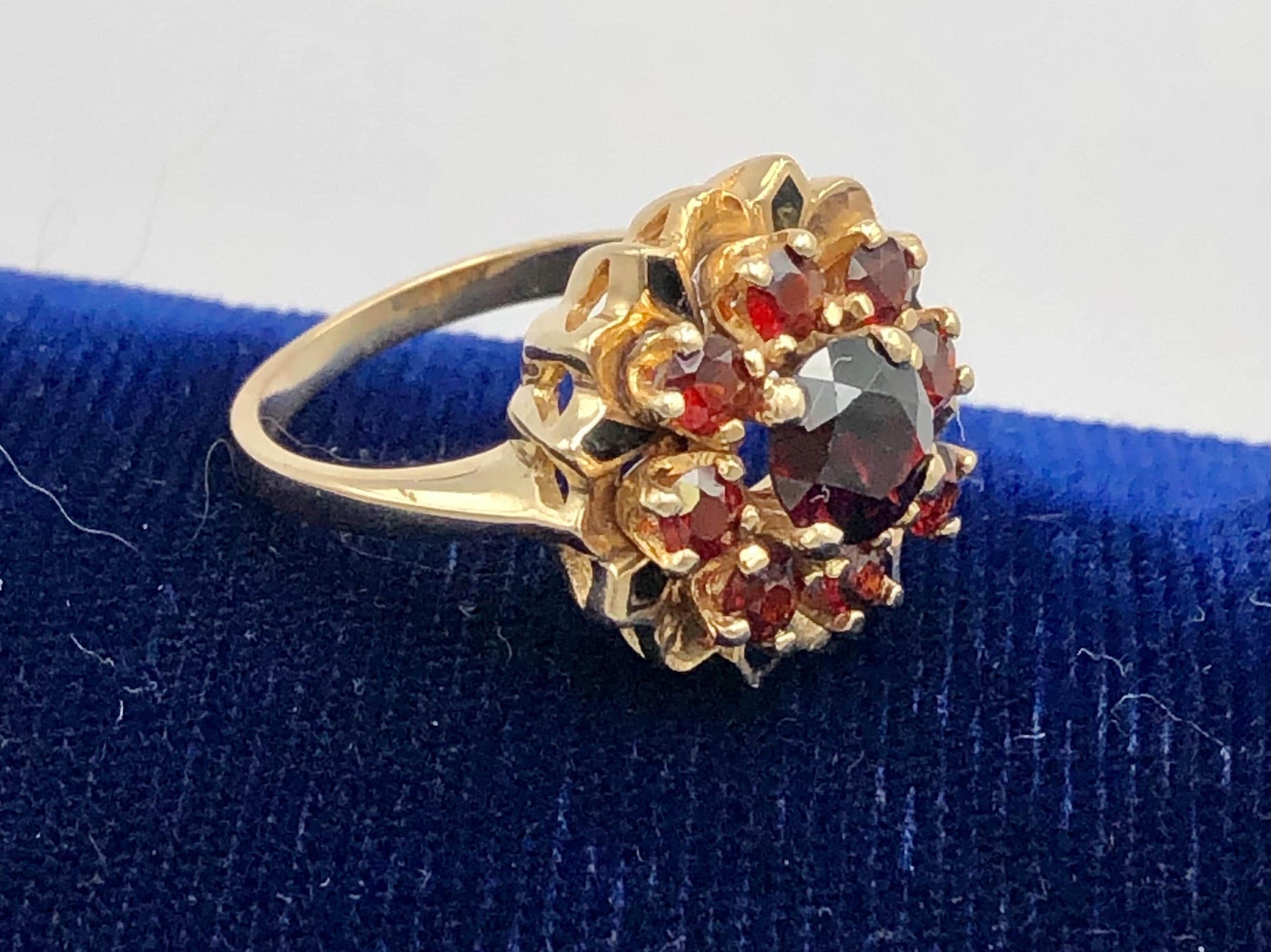 Vintage 14k Yellow Gold Garnet Cluster Ring: Black Enamel Floral Design, Size 7
