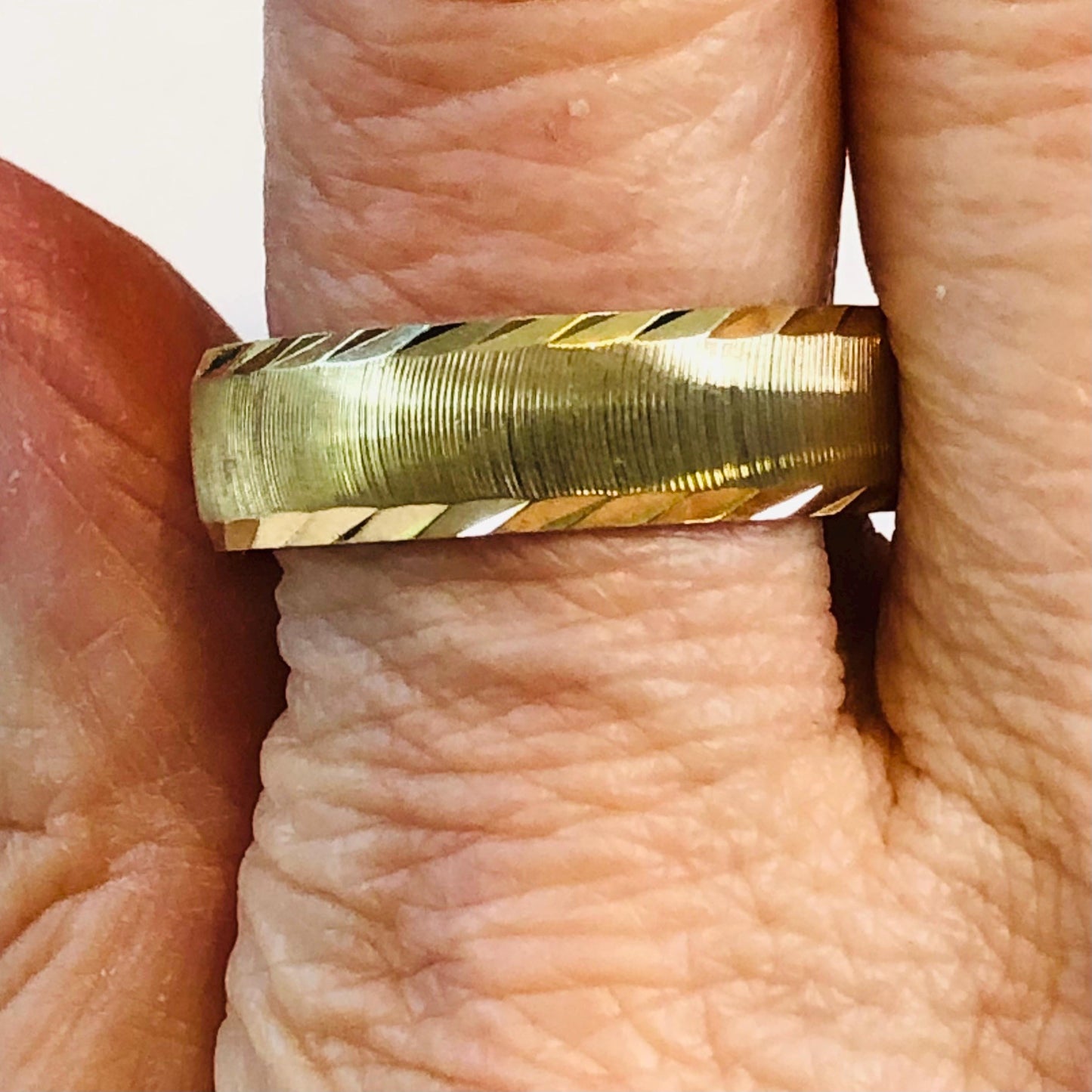 Vintage 10k Yellow Gold Wedding Band 6 mm Solid Gold Wedding Ring - Men's Wedding Band - Size 10