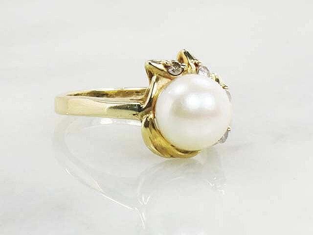 Vintage 14k Yellow Gold Cultured Pearl Diamond Ring Large 8 mm Pearl Ring - Bridal Ring - Size 6.25