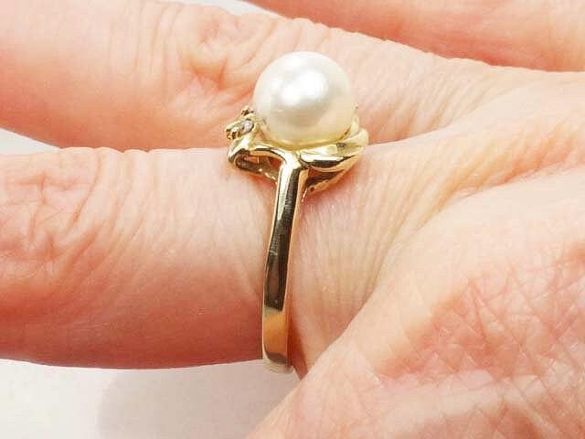 Vintage 14k Yellow Gold Cultured Pearl Diamond Ring Large 8 mm Pearl Ring - Bridal Ring - Size 6.25