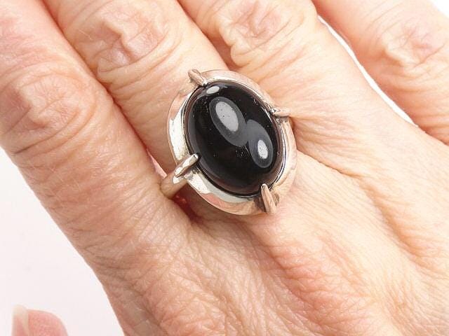 Vintage Metropolitan Museum of Arts Onyx Ring MMA Sterling Silver Bishop's Ring Size 7