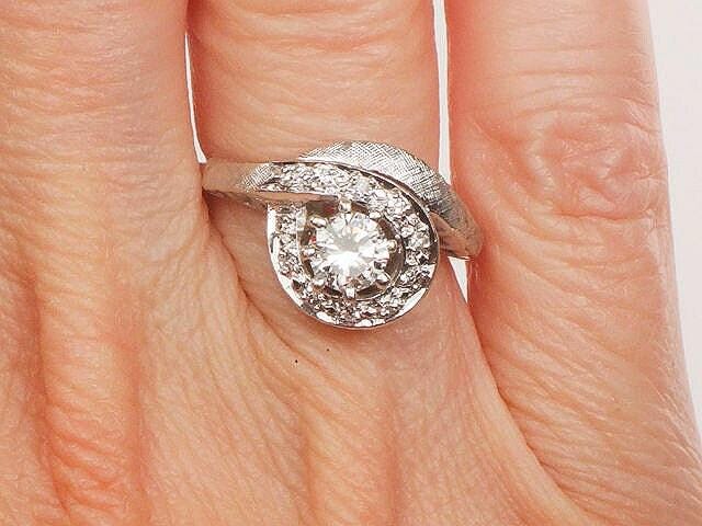 Vintage 14k White Gold Natural Diamond Engagement Ring Mid-Century Modern Round Diamond Swirl Ring Size 5.5