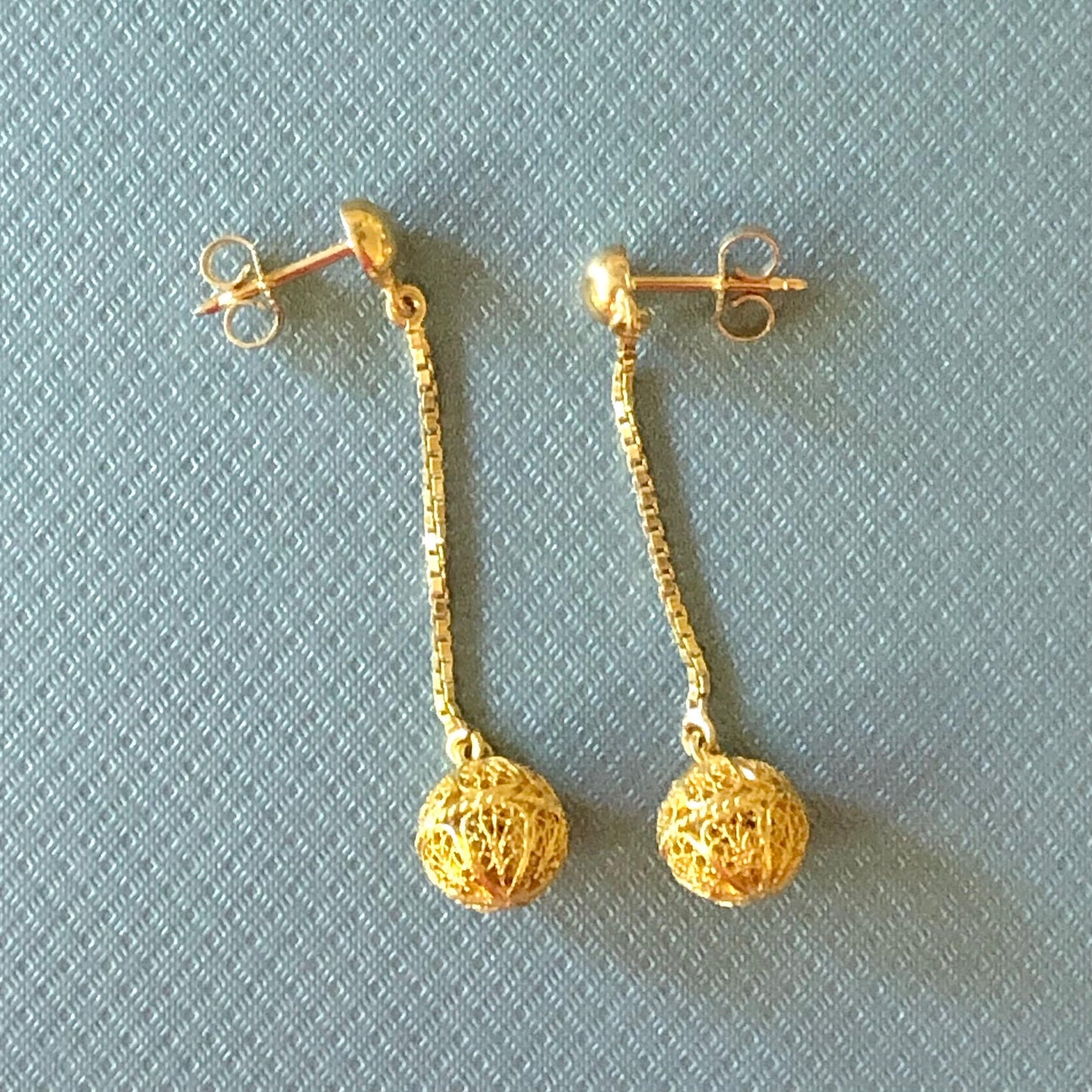 Vintage 18k Yellow Gold Filigree Ball Dangle Earrings 1.25"