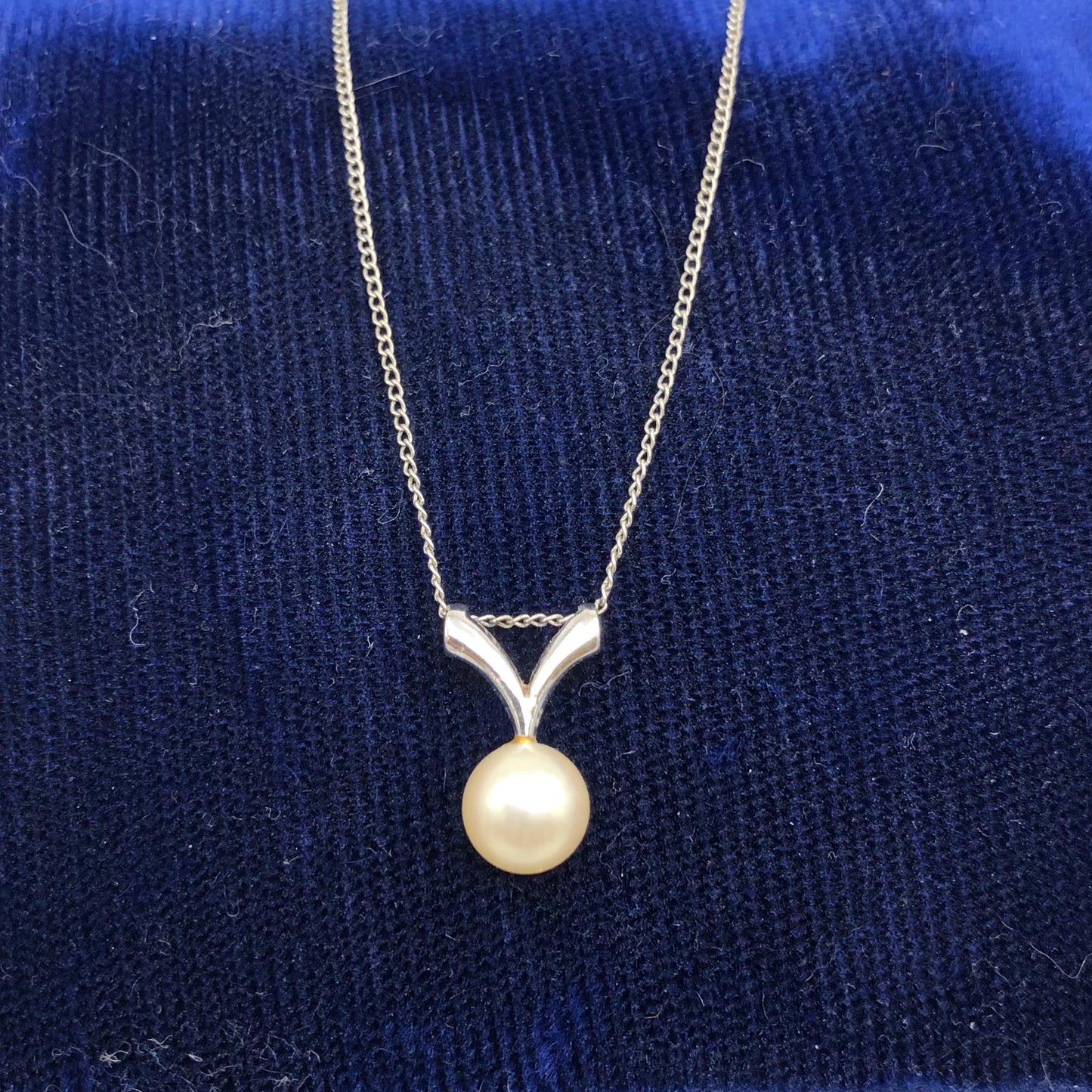 Vintage 14k White Gold Pearl Pendant Necklace: 1960s Bridal Choker, 15.25"