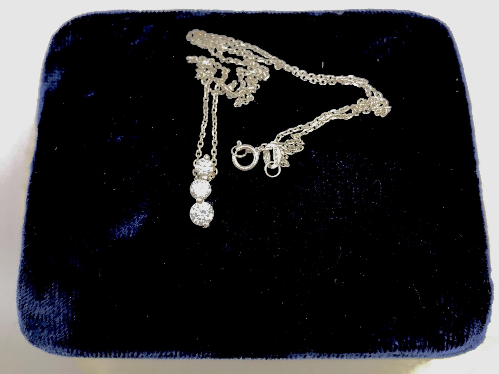 Vintage 14k White Gold Diamond Journey Pendant Necklace (Three Stone, 0.5 Carat TDW, 16")