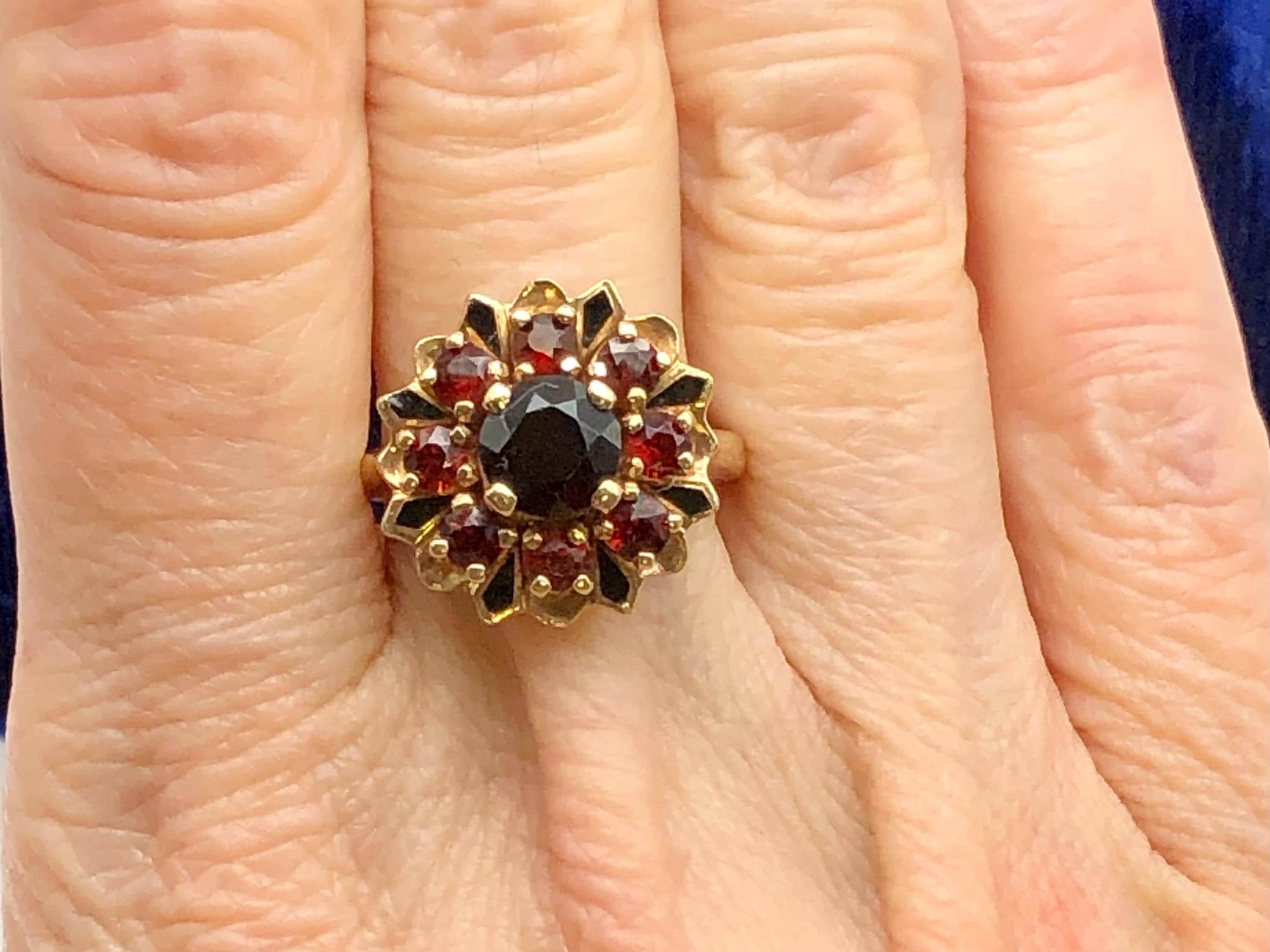 Vintage 14k Yellow Gold Garnet Cluster Ring: Black Enamel Floral Design, Size 7